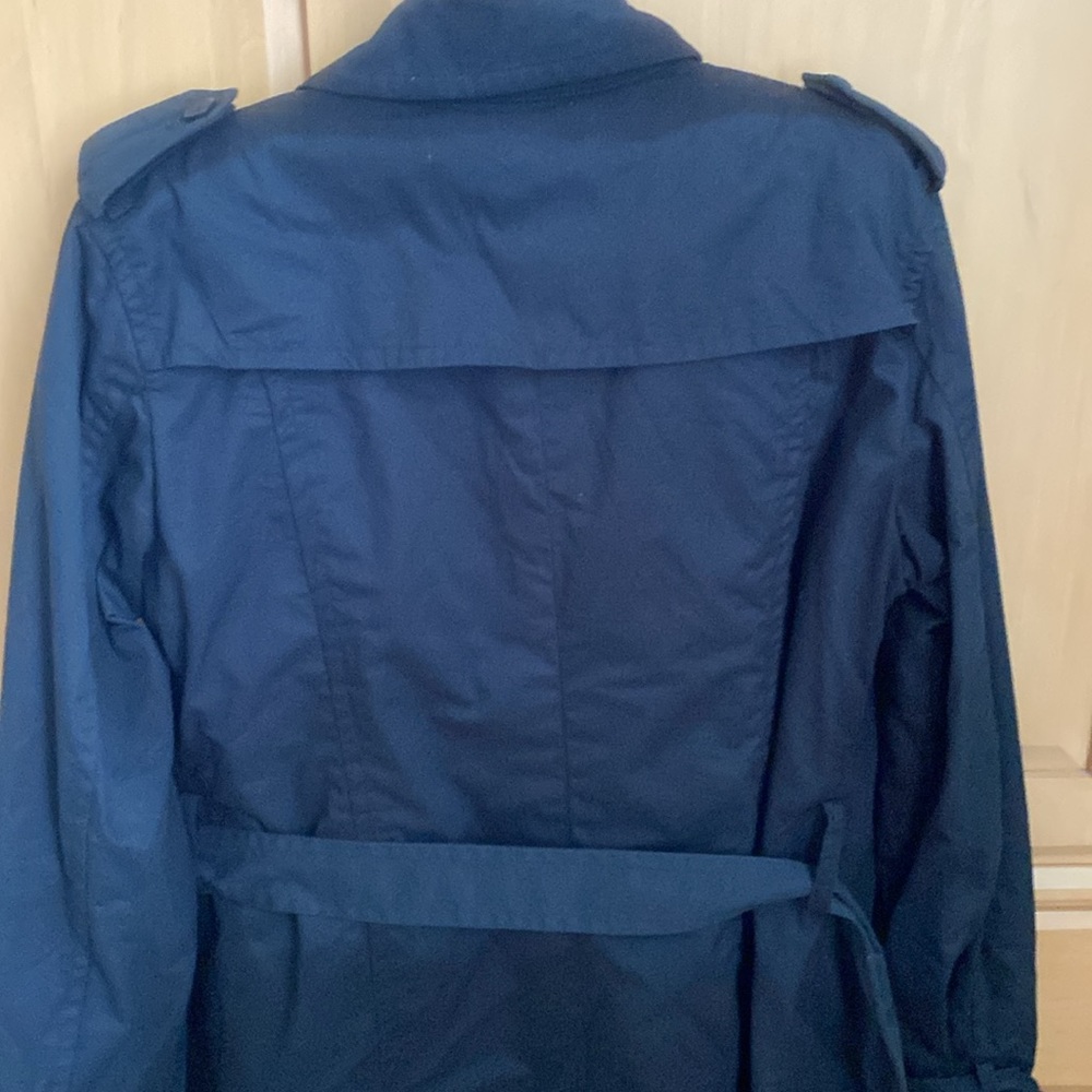 Sarah Jessica Parker black short waisted trench coat w/ removable lining - Picture 7 of 12